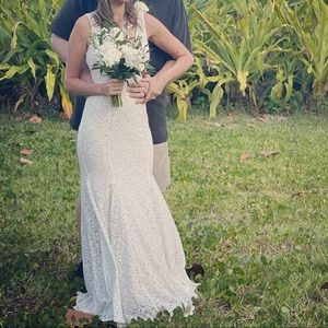 Beautiful Lulu’s mermaid wedding dress